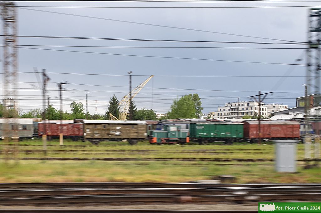 409Da-633