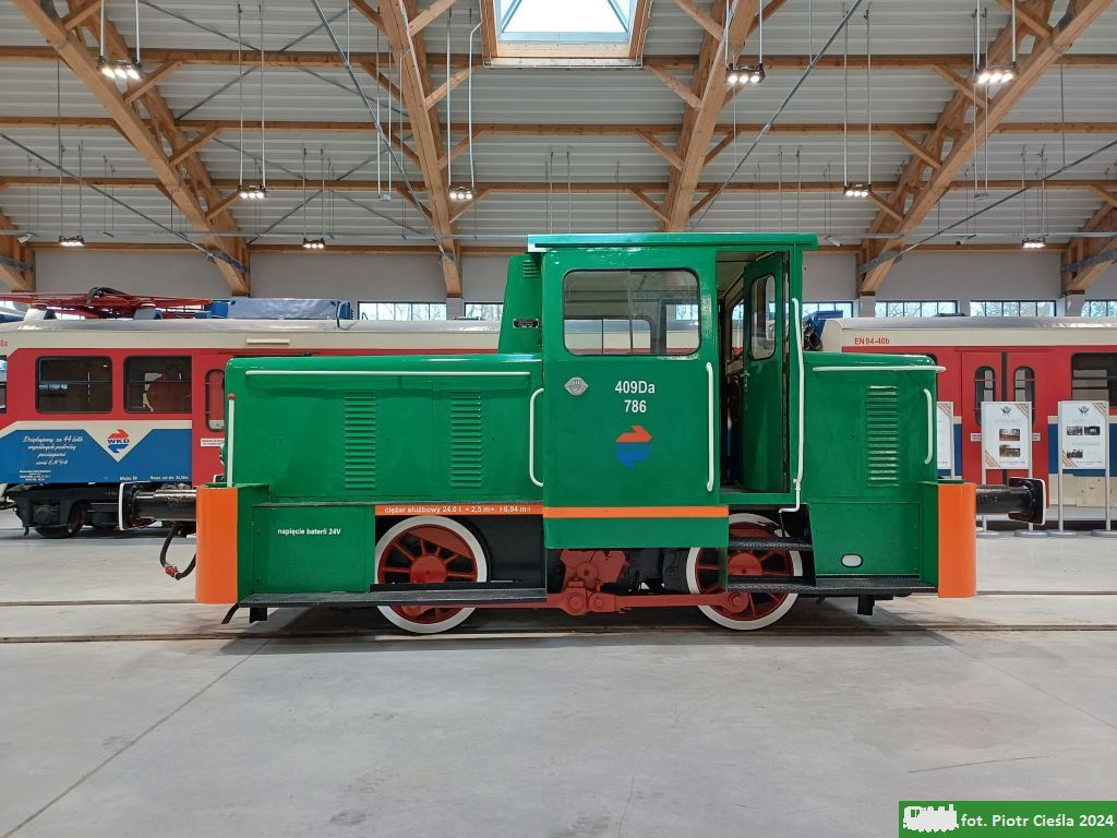 409Da-786