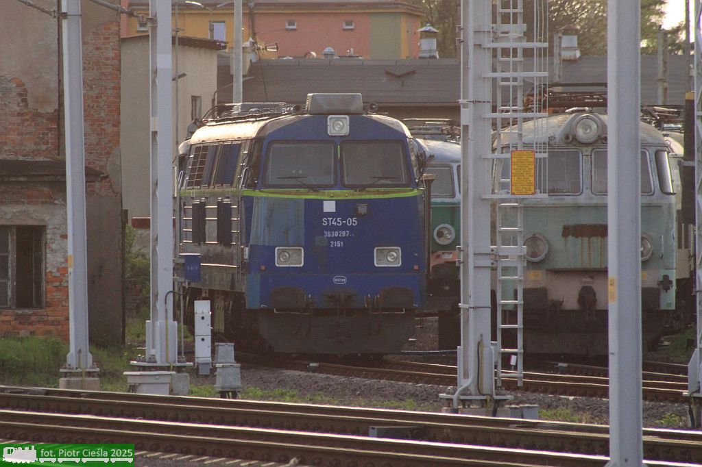 ST45-05 [ex SU45-263]