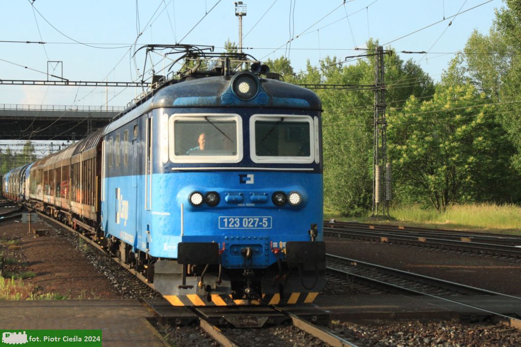 123 027 [ex E469.3027]