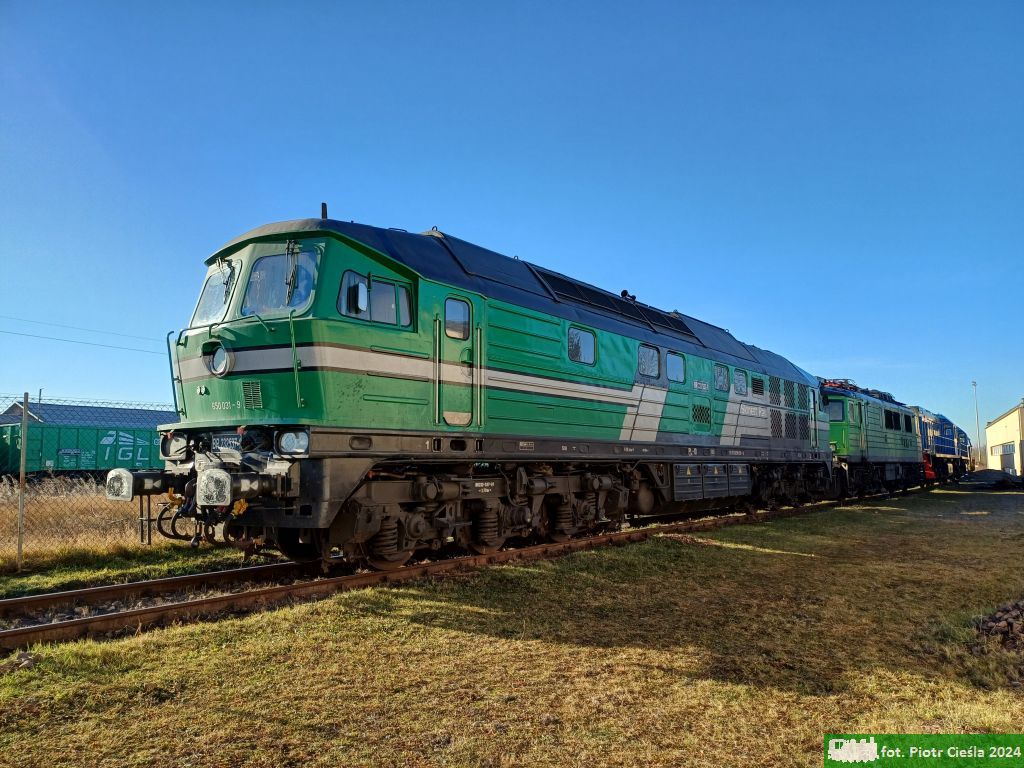 No. 0772 / BR232-537-1 [ex 232 537, ex 132 537]