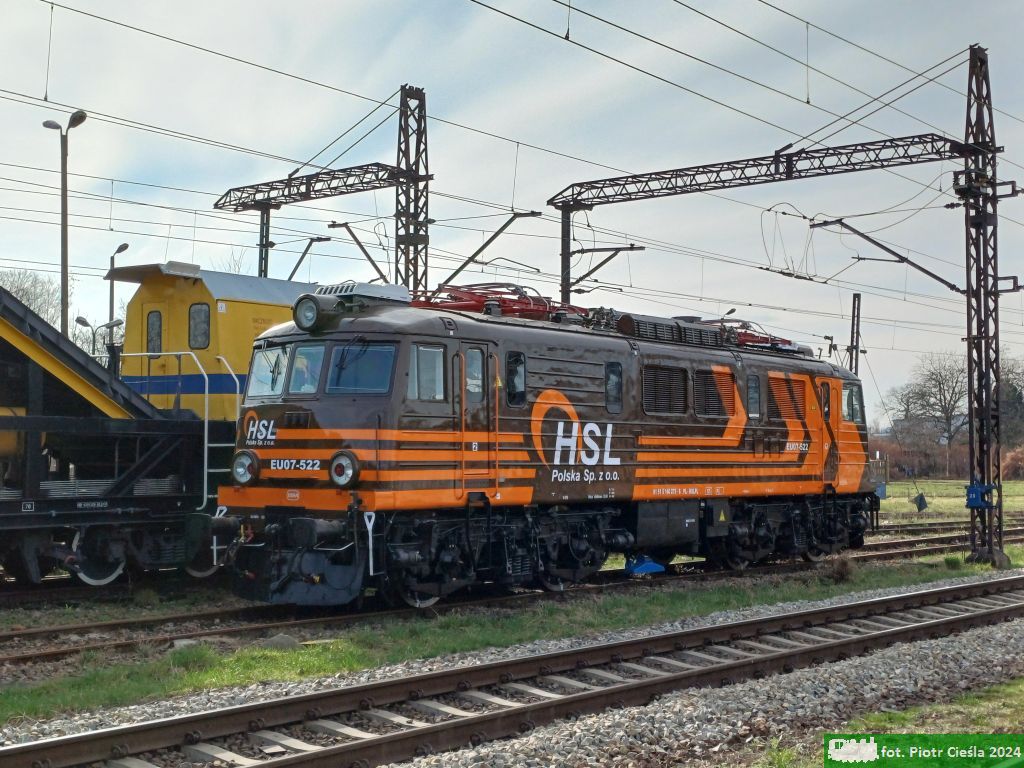 EU07-522