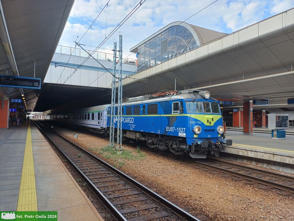 EU07-1527 [ex EU07-010]