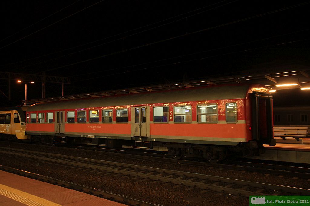 120A / 50 51 21-18 244-6 B11p