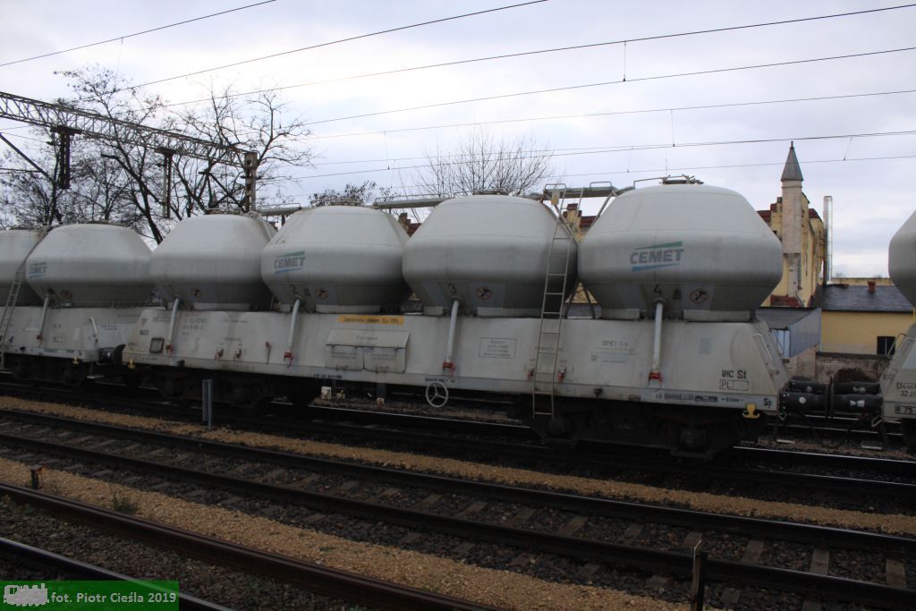 408S / 33 51 9307 120-3 Uacs