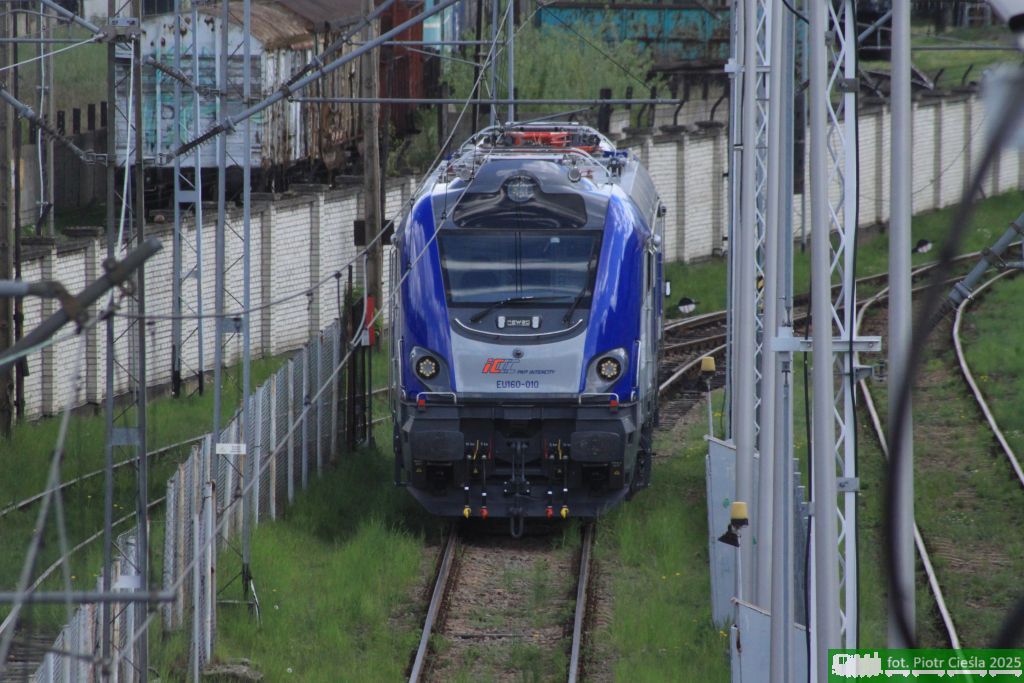 E4DCU-010 / EU160-010