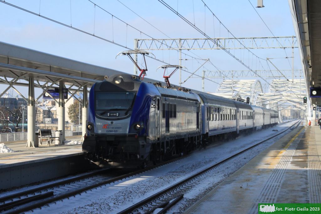 E4DCU-021 / EU160-021