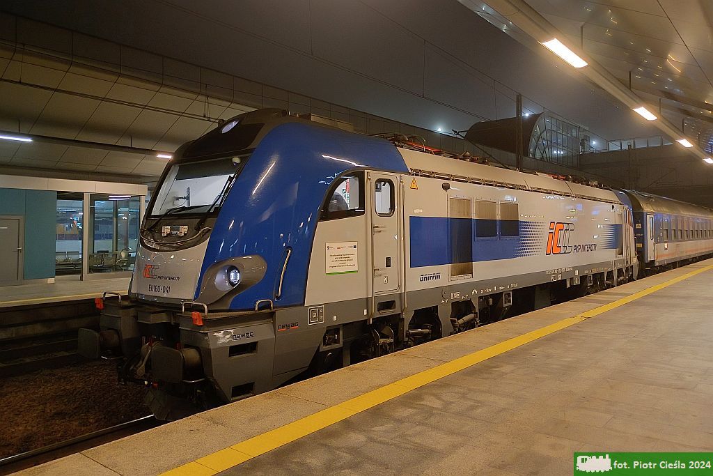 E4DCU-041 / EU160-041