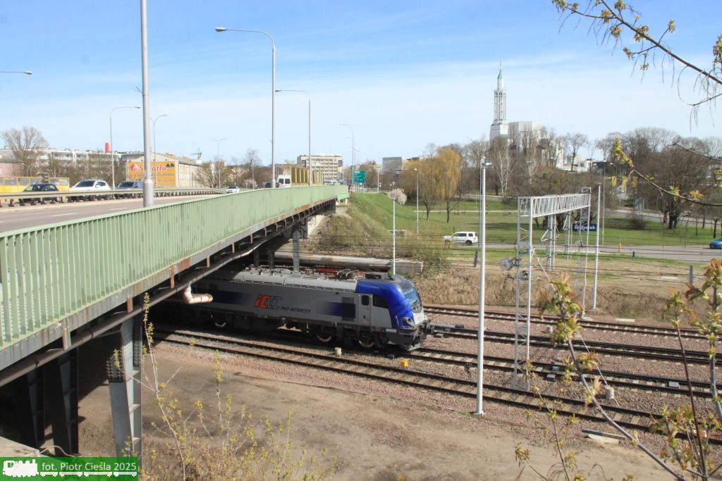 E4DCU-052 / EU160-052
