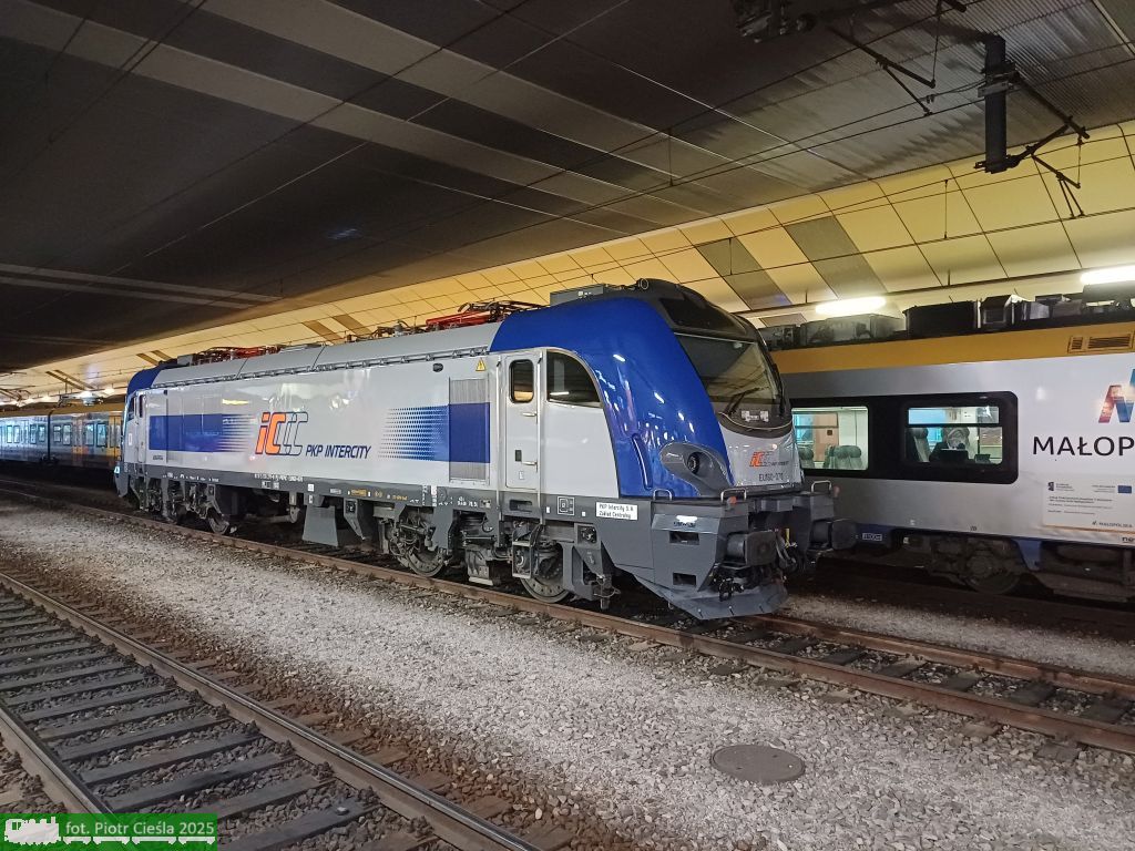 E4DCU-070 / EU160-070