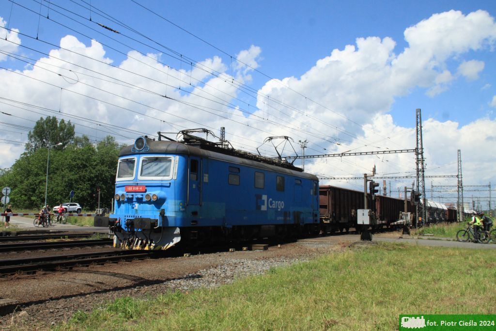122 028 [ex E469.2028]
