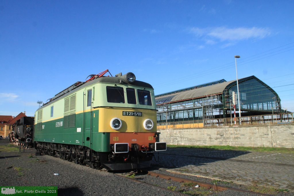 No. 3E/1-600 / ET21-548