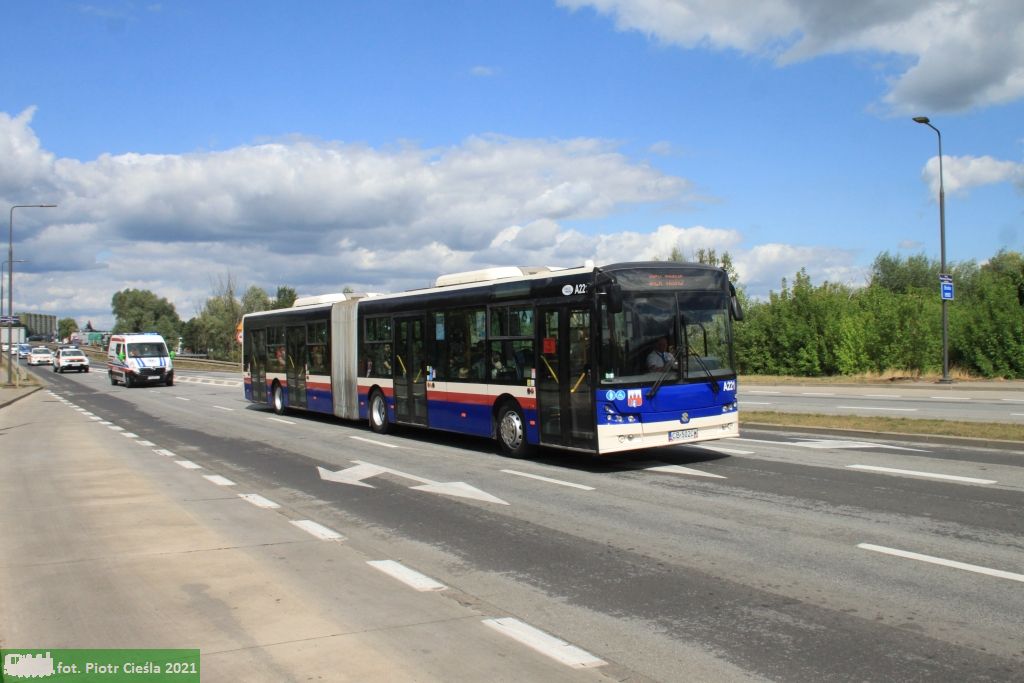 Zlot zabytkowych autobusÃ³w w Bydgoszczy - 85 lat bydgoskich autobusÃ³w - #38 - Solbus Solcity SM18 [Irex-Trans Bydgoszcz] #A221