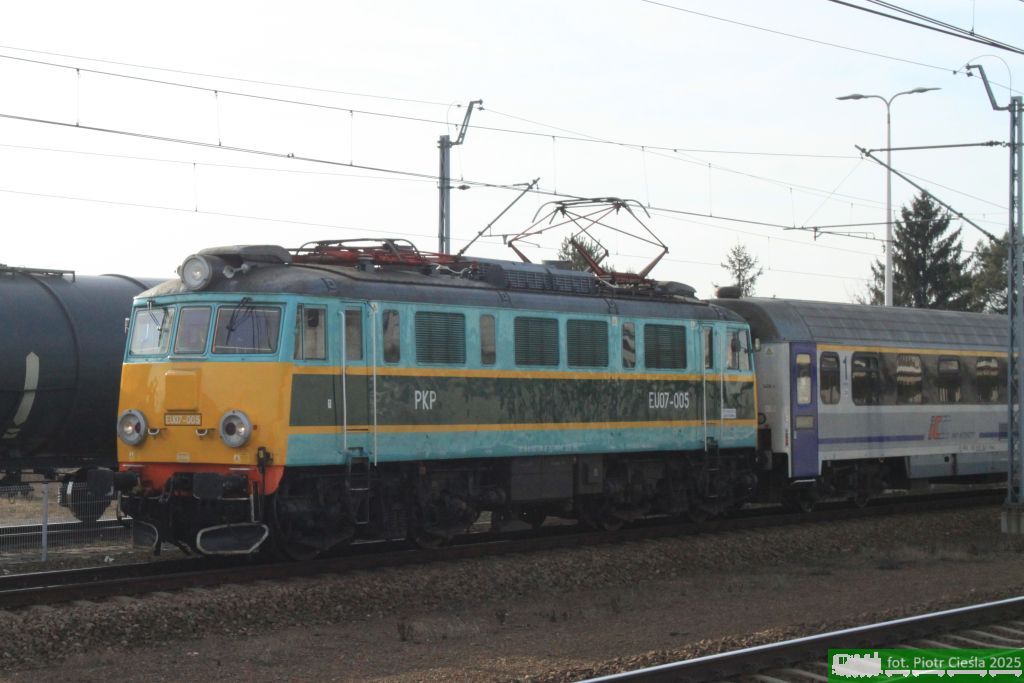 EU07-005