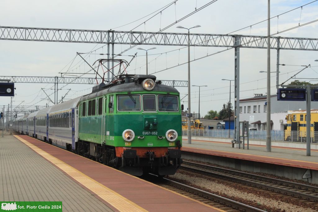 EU07-052