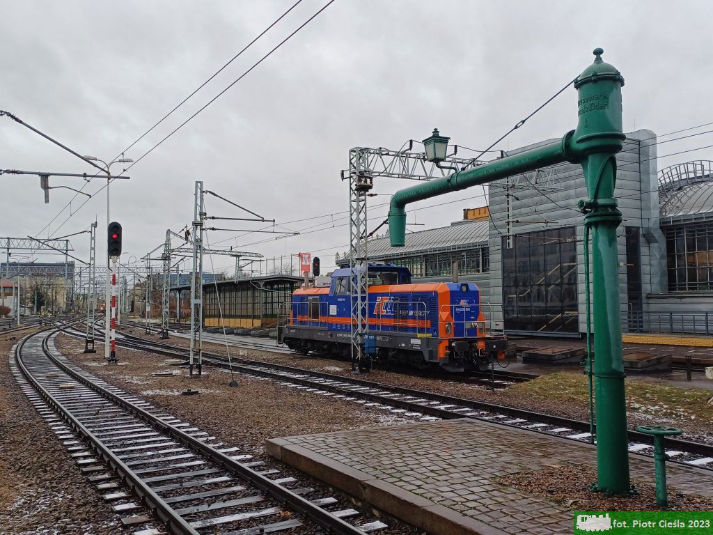 SU4220-004 [ex SM42-237]