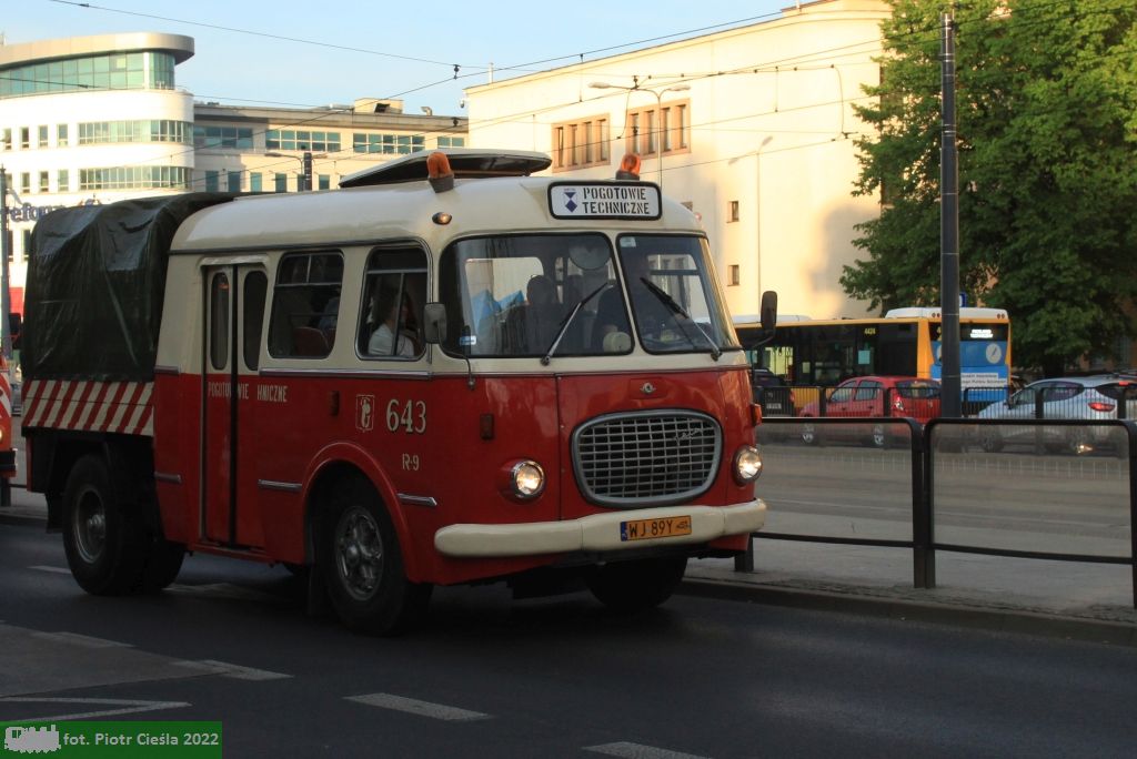 Parada Zabytkowych AutobusÃ³w, fot. 20 - Jelcz PAT-4 [KMKM Warszawa] #643