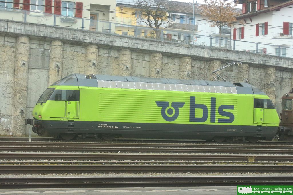 No. 5644 / Re 465 007