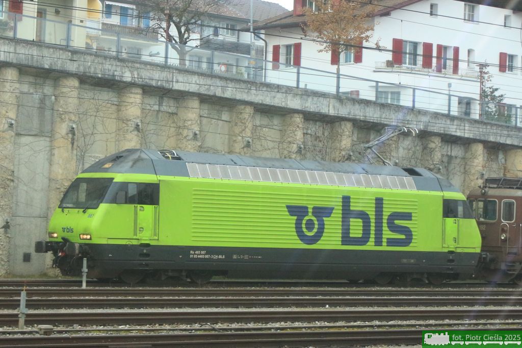 No. 5644 / Re 465 007