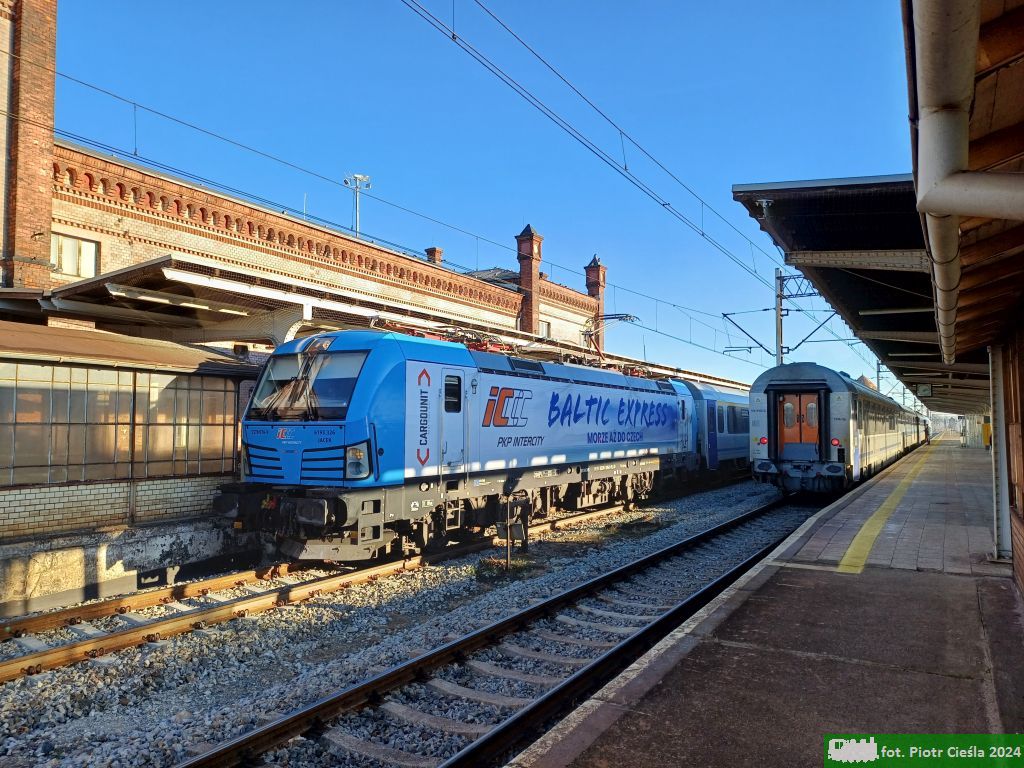 No. 23660 / 6193 326 "JACEK"