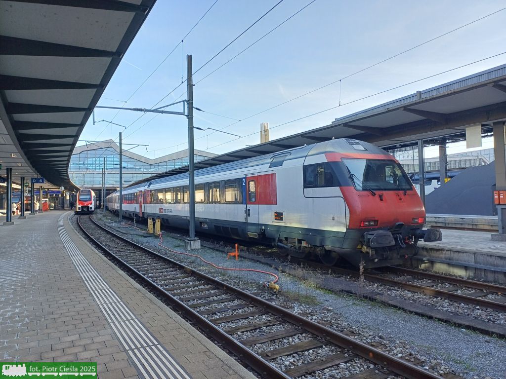 EuroCity / 50 85 28-94 952-4 Bt