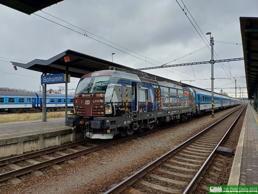 No. 23303 / 6193 568