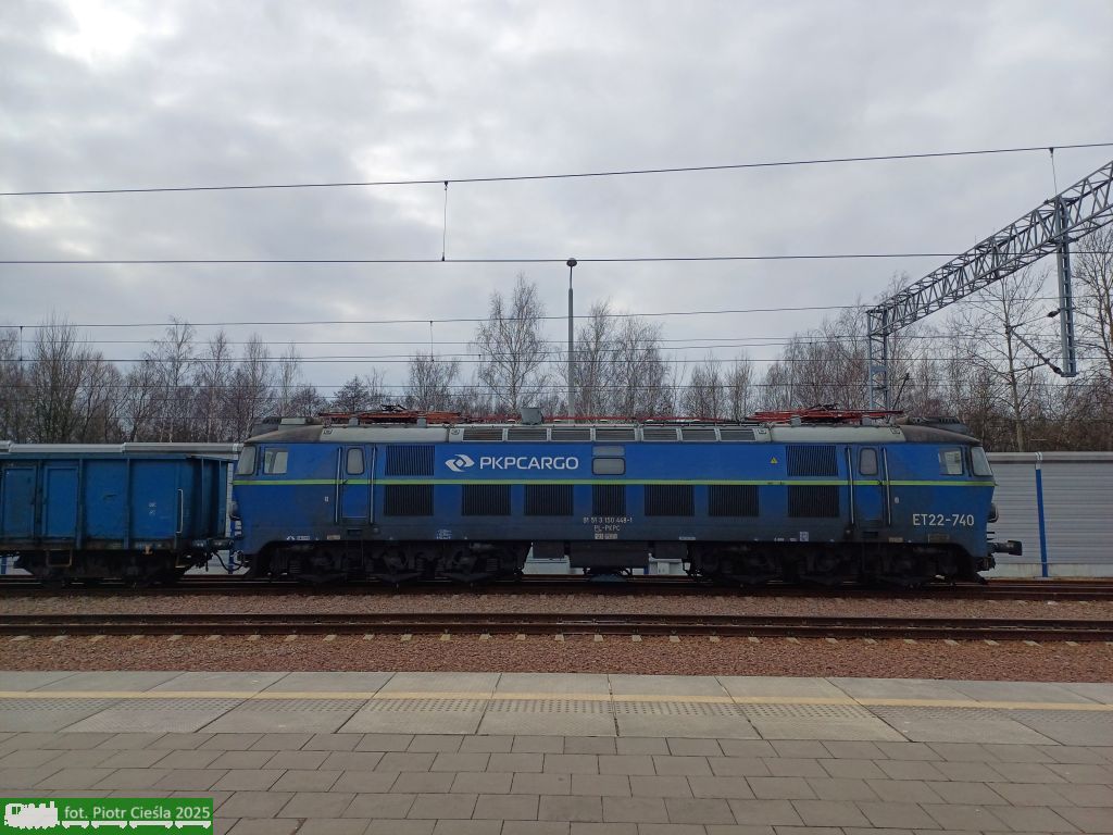 ET22-740