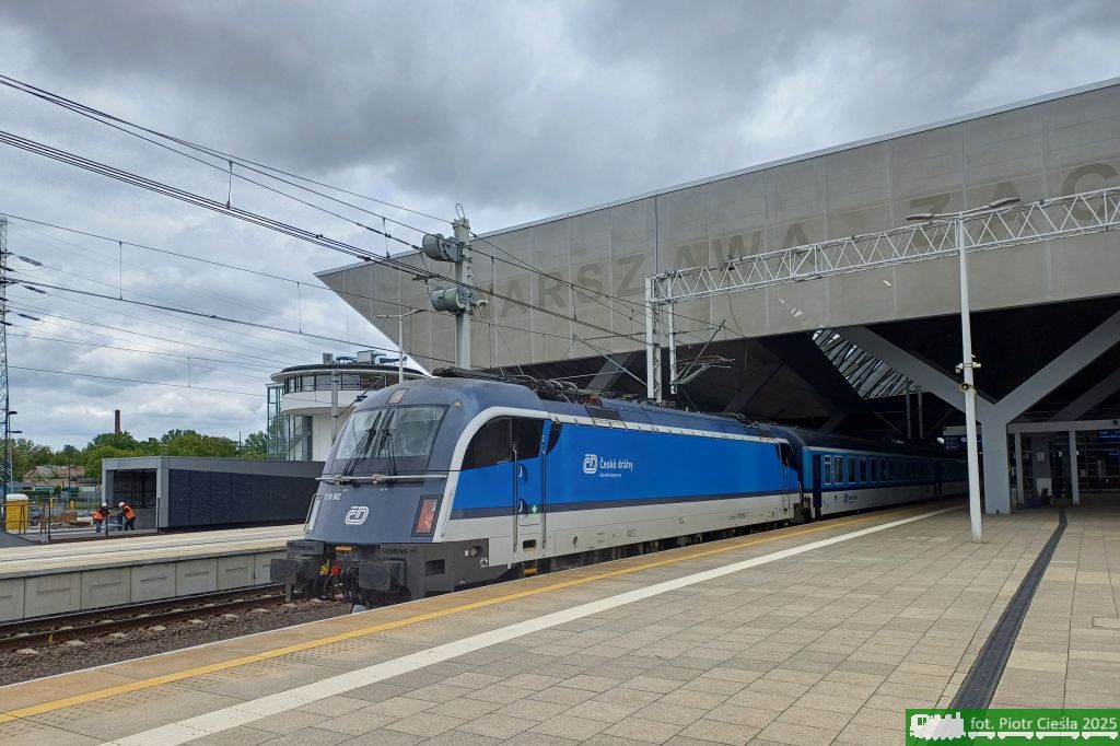 No. 21123 / 1216 902