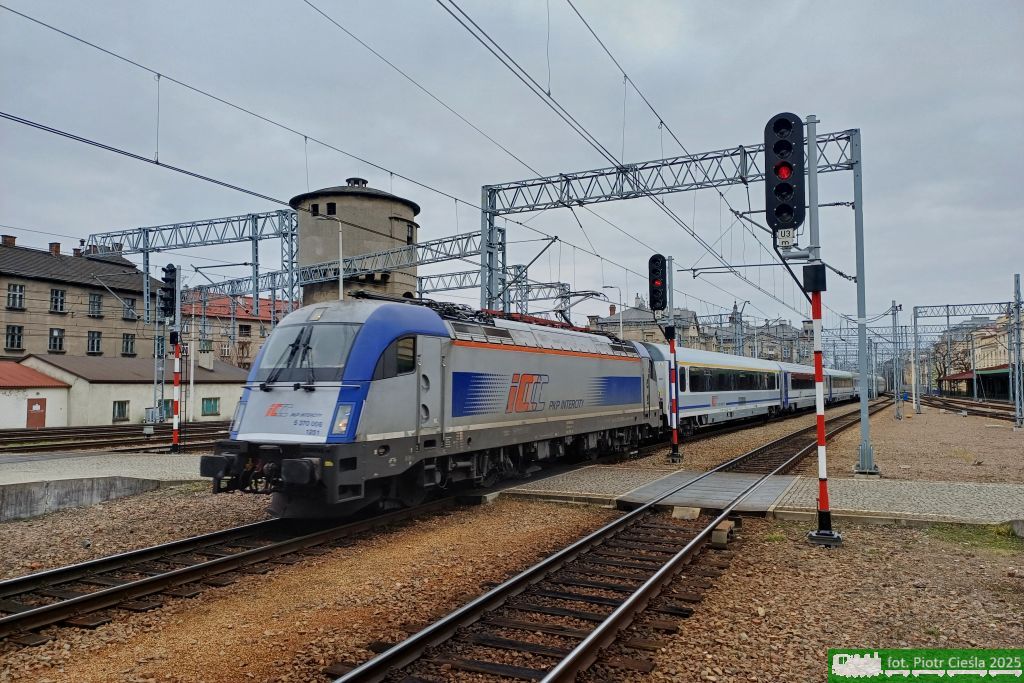 No. 21665 / EU44-006 / 5 370 006