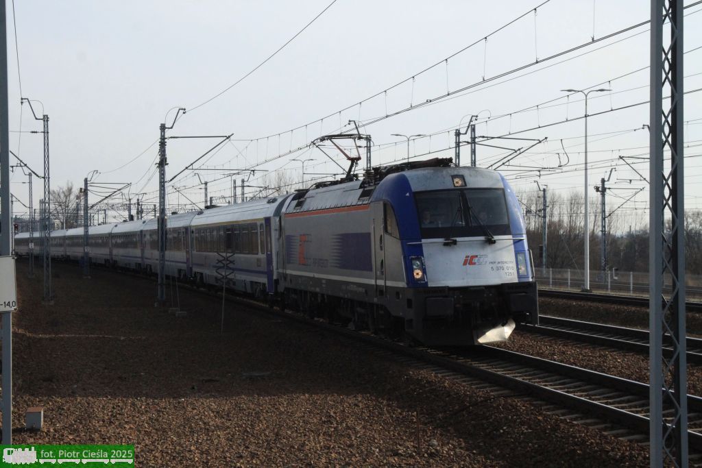 No. 21669 / EU44-010 / 5 370 010
