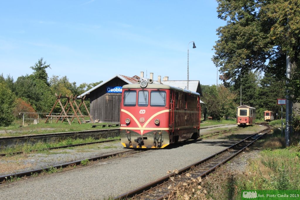705 913