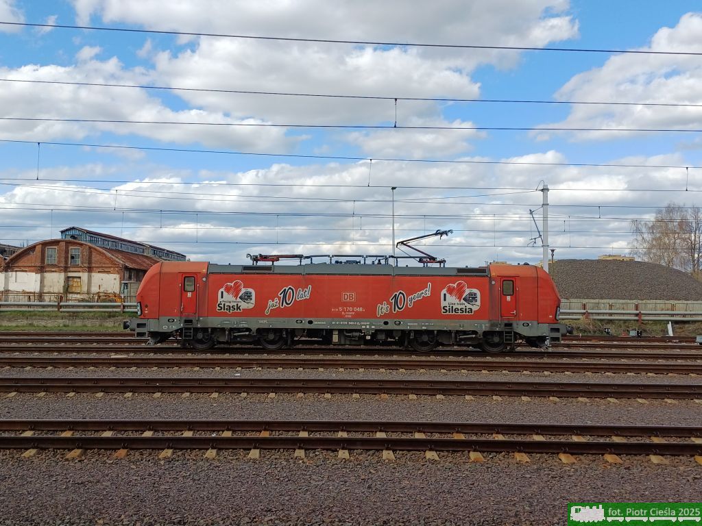 No. 21881 / 170 048 / X4EC-048