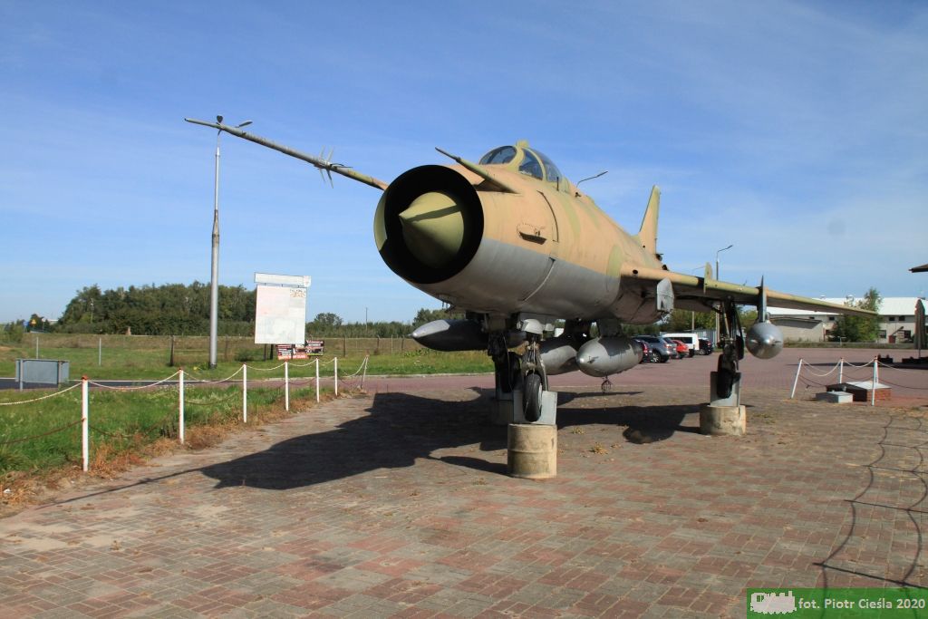 Su-20R No. 74416 / REG 6256