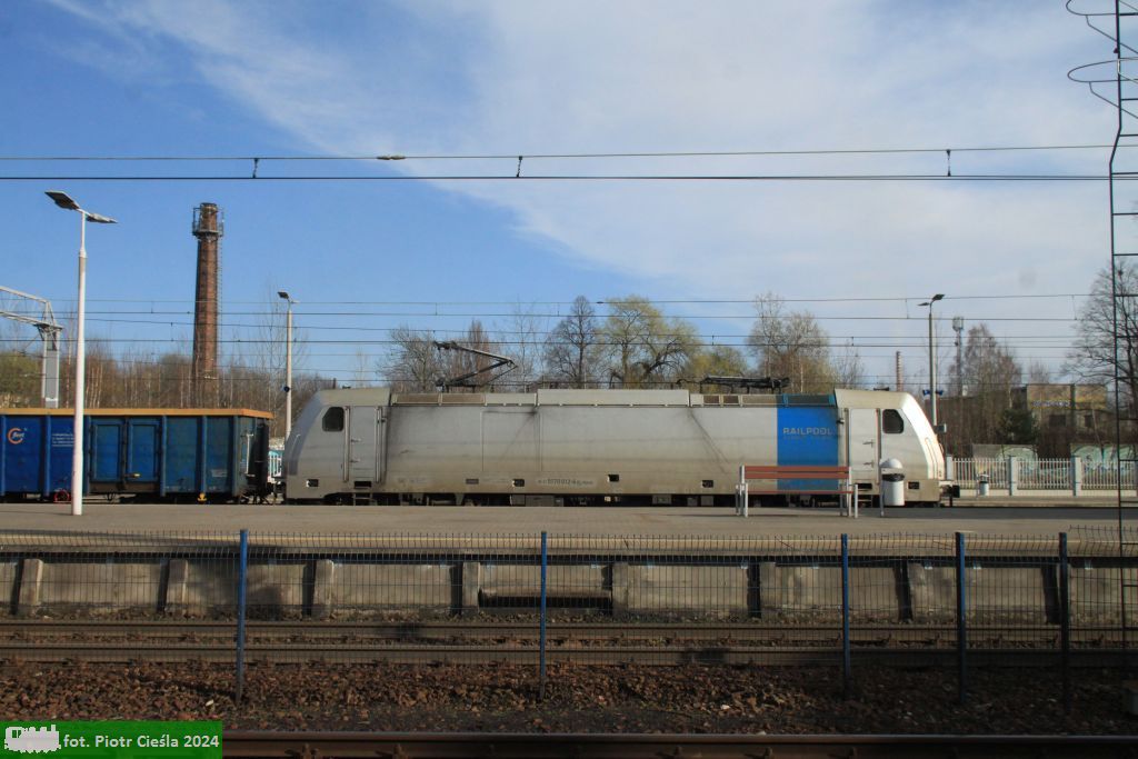No. 34820 / E483 251