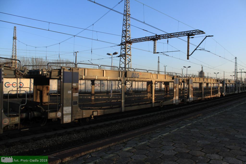 M:6463C0 / 23 88 4364 986-1 Laaers