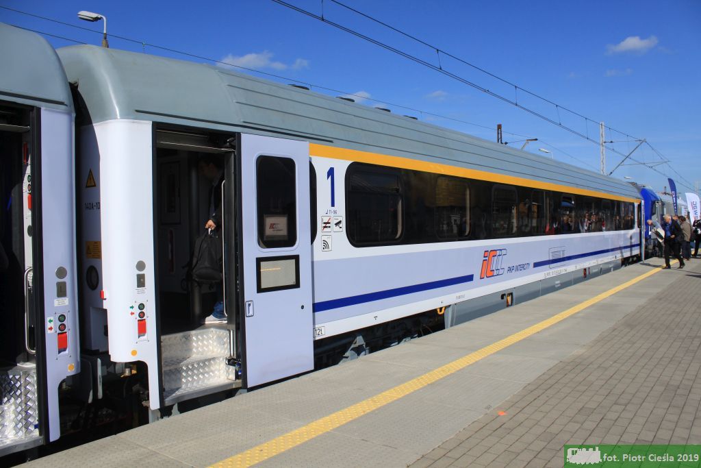 141A-10 / 50 51 17-78 295-9 A9nouz