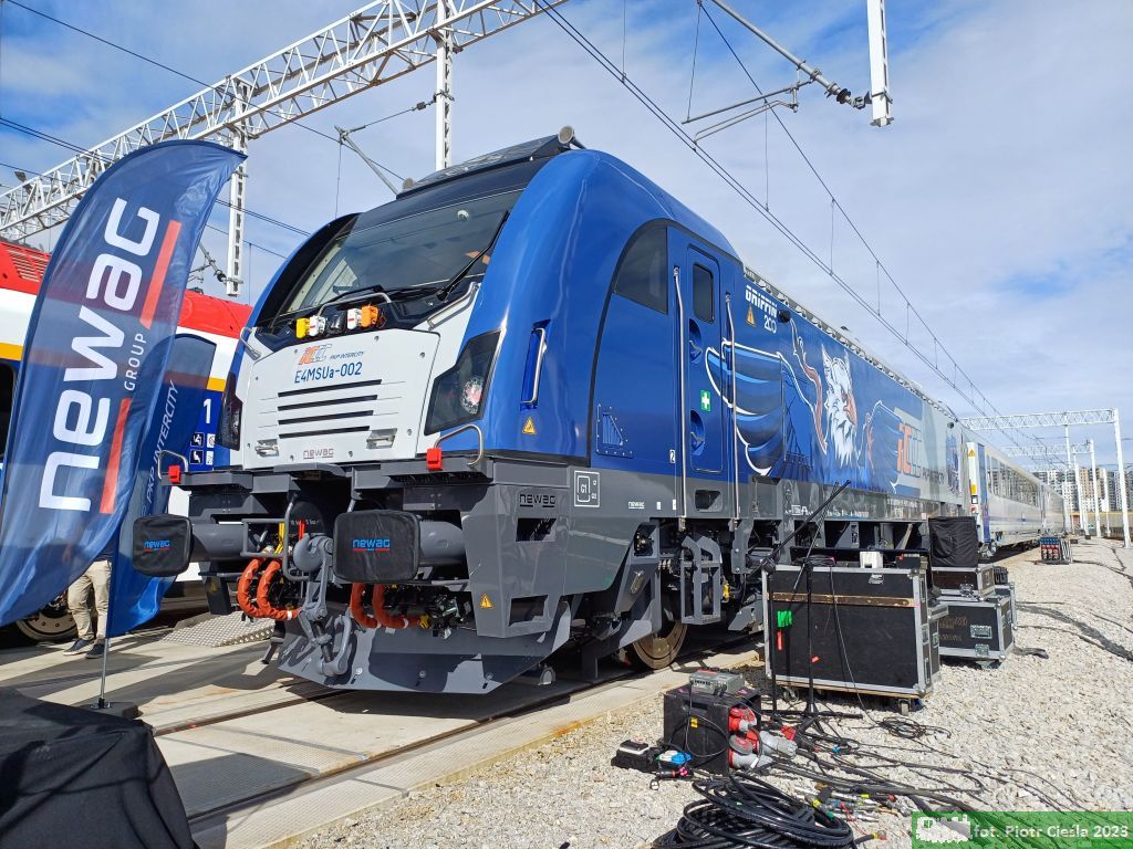 E4MSUa-002 / EU200-002