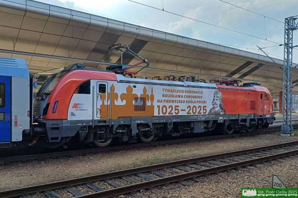 E4MSUa-012 / EU200-012