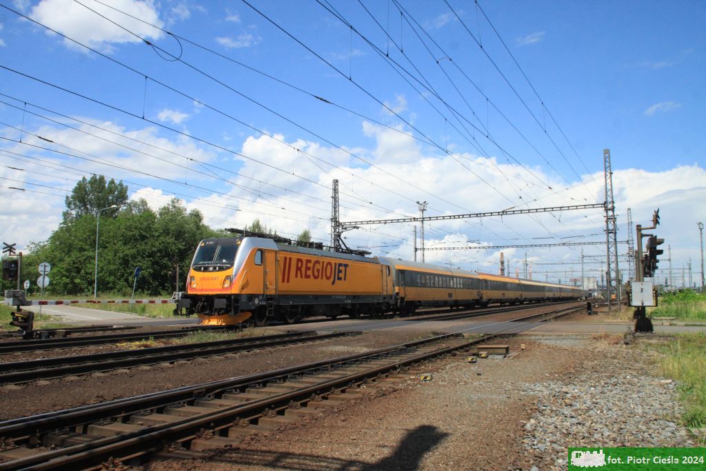 No. 35708 / 388 204