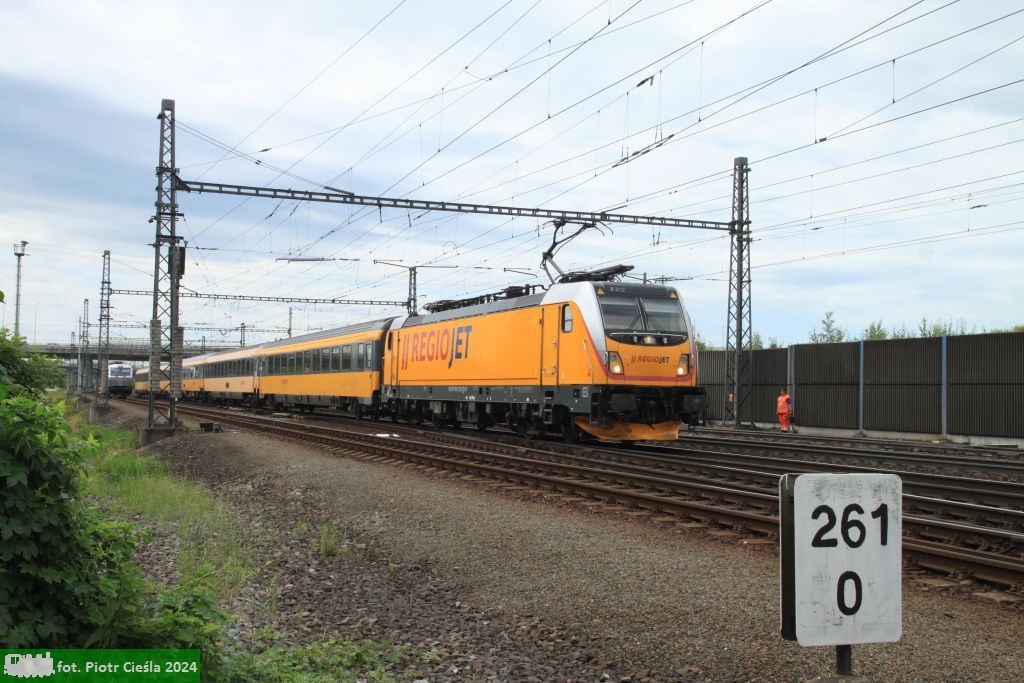 No. 35716 / 388 212