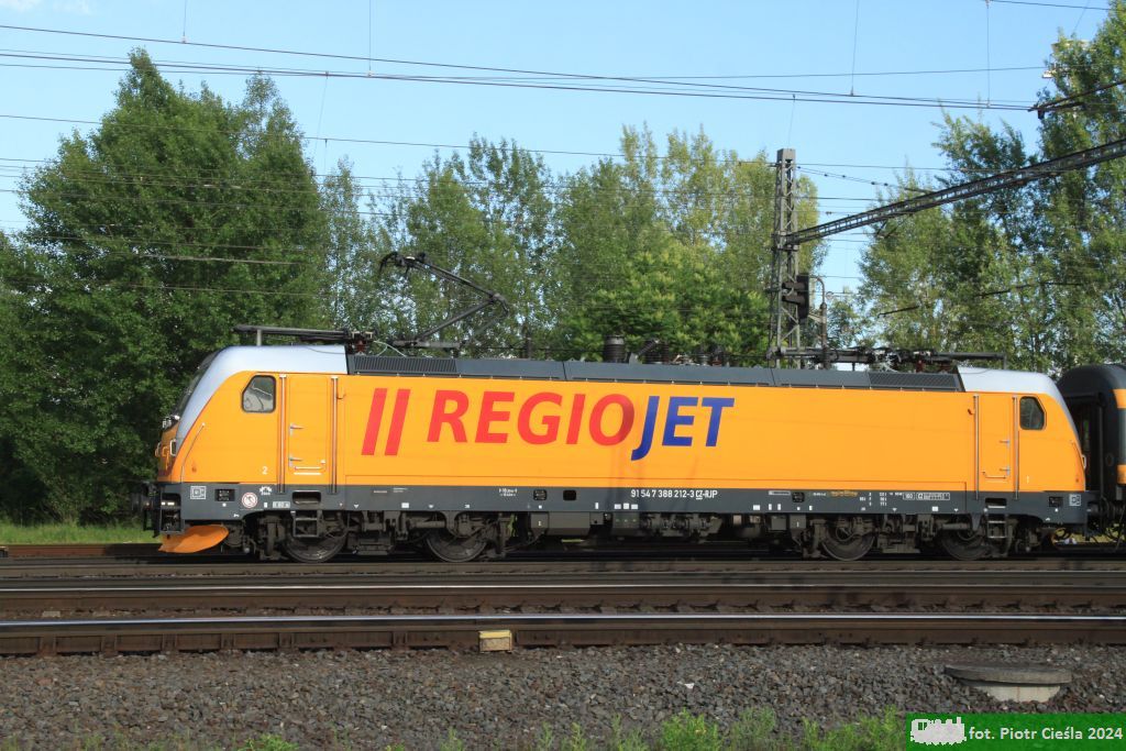 No. 35716 / 388 212