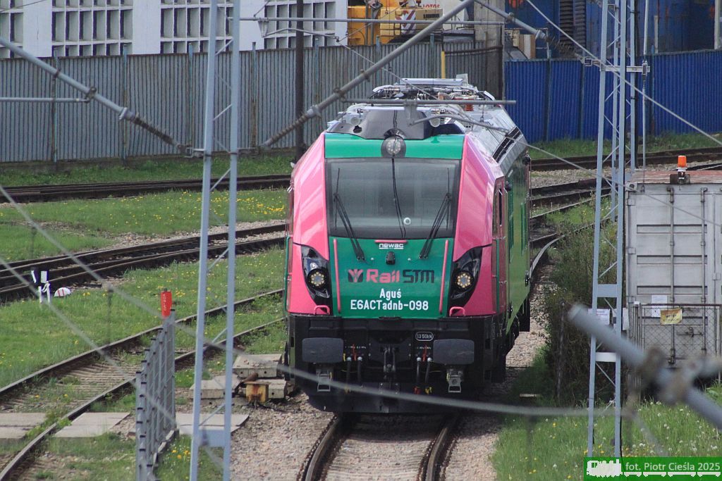 E6ACTadnb-098 "Aguś"
