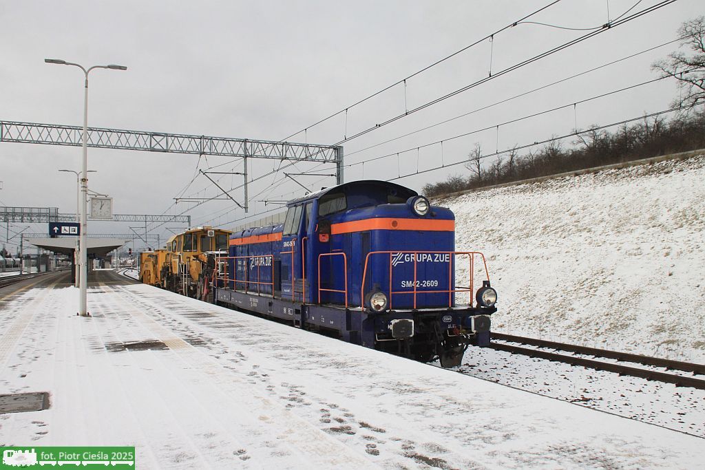 SM42-2609